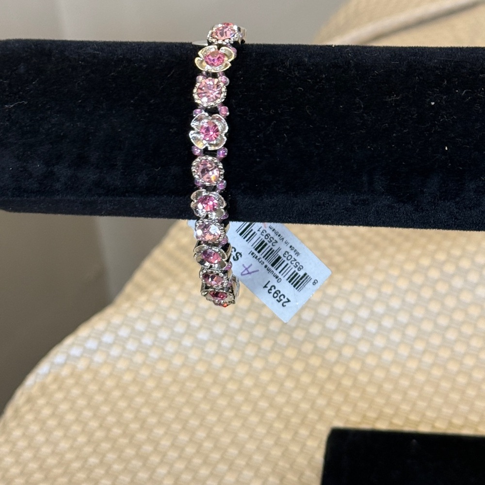 Elegant Pink Bracelet